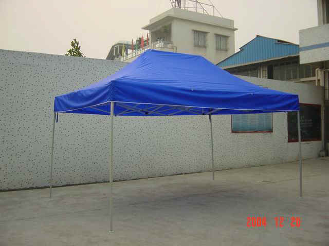 4.3x2.9-alu-tent-01.jpg (46567 bytes)