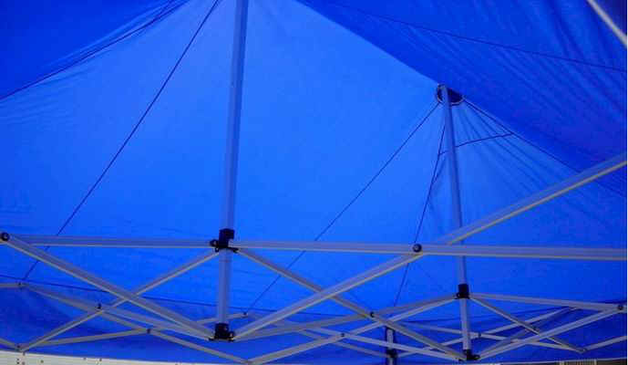 4.3x2.9-alu-tent-03.JPG (23517 bytes)